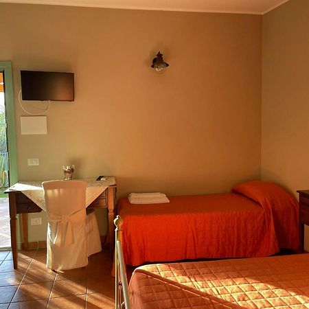 Hotel Borgo Nocchiara Carlentini Exterior foto